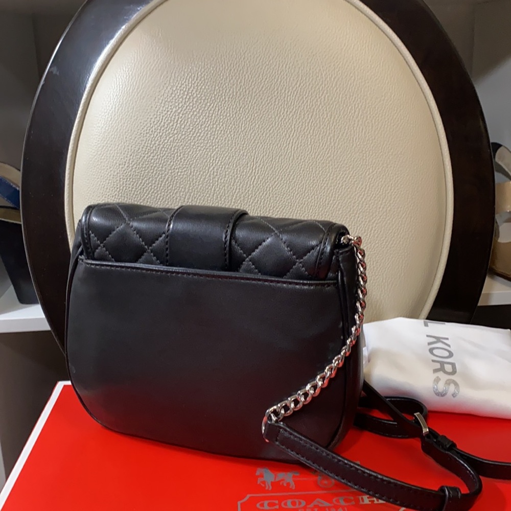 Michael Kors Crossbody Brand New. - Picture 4 of 10